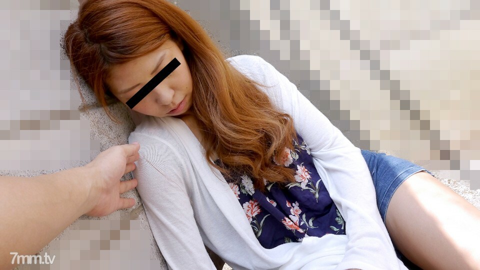 술취한 날씬한 미녀가 가득 질내 사정했다.
