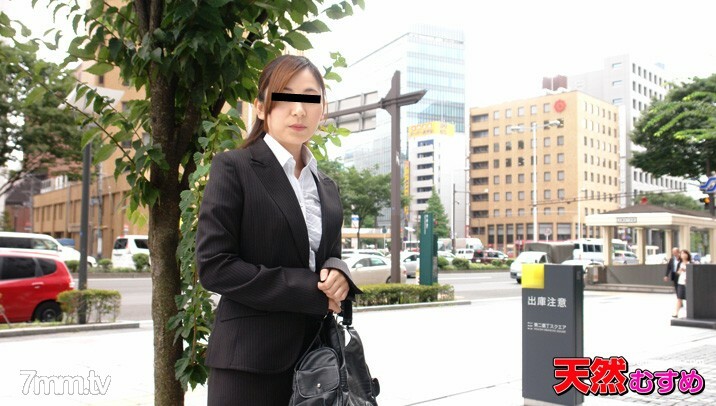 021715-01 021715-01 我喜欢口交，我是一名调度员