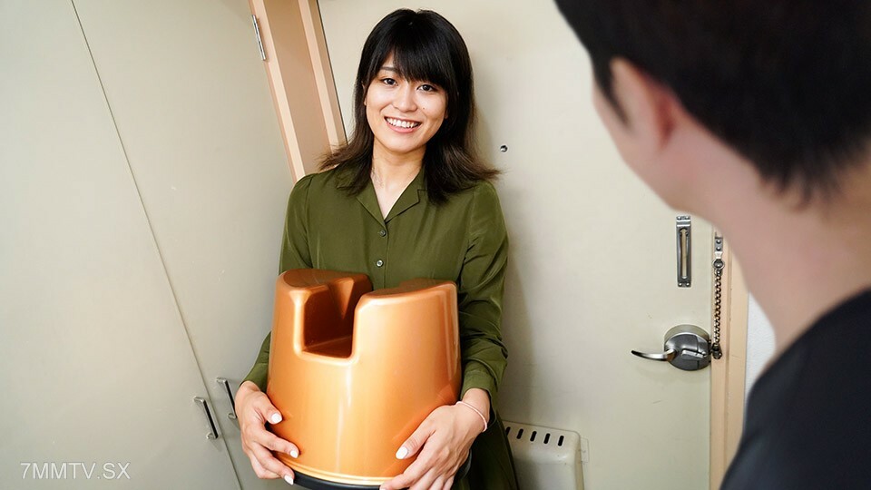 범일장 음탕한 의자!與美麗成熟女人一起玩 유액 거품 거품