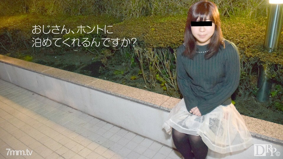 100317-01 100317-01 我带了一个等待上帝的女孩进了房间