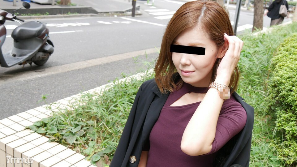 103120-378 业余妻子的第一次拍摄文件 86 Saori Hoshino在线观看