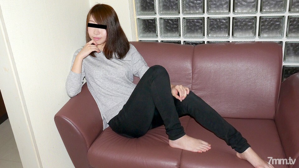 120519-01 干净整洁的女孩的饼在线观看