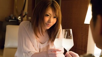 SEX / Ayu invites with drunken momentum