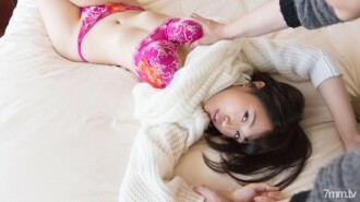 Sex with a shy and lascivious busty girl / Yuki