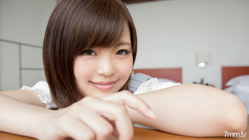 651-NATSUKI-01 651-NATSUKI-01 Moe Kyun H / Natsuki，一个剃光的年轻女孩