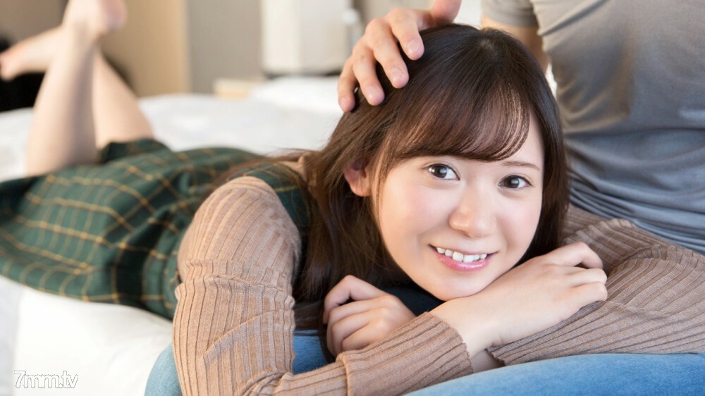 696-NONOKA-02 696-NONOKA-02 H / Nonoka 雪白的皮肤被轻微染成粉红色