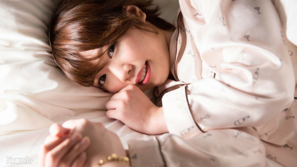 711-ICHIRU-04 穿睡衣的性爱 / Ichiru在线观看