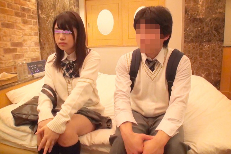 '시한식 절대로 찢어지는 콘돔'을 건네주고 같은 학교에 다니는 남녀의 친구끼리 강 ●질 내 사정 깜짝 ​​기획! 동급생 남녀가 러브 호텔에서 빼지 않고의 연속 사정 미션에 도전! 고무 내에 빵빵에 모여 있던 정자가 갑자기 콘돔이 찢어져 예상외의 질내 대량 사정! ! 2 안녕