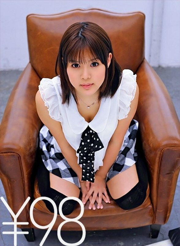 DV-1261 DV-1261 Tsukasa Aoi 的作品价格合理！性和清洁口交。将它插入背部并戳完全暴露的 mako 直到它碰到背部。吹拉拉的鸡婆骑在背上，互相摇晃臀部。以传教士姿势用坚硬的公鸡用枪刺穿后吸到最后一滴的清洁口交 葵司