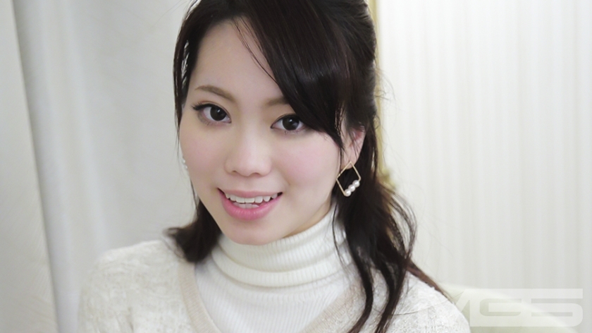 ETQT-032 ETQT-032 你喜欢什么样的性爱的妻子？ “很激烈。我对SM有点兴趣，但我不能说出来，因为我丈夫会骂我。”
