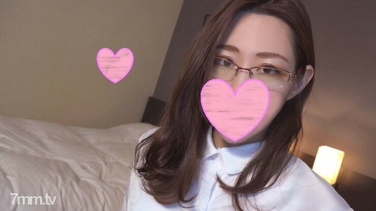 メガネ女教師　仕事帰り着衣３Ｐセックス大量中出し！　★個人撮影★特典あり★