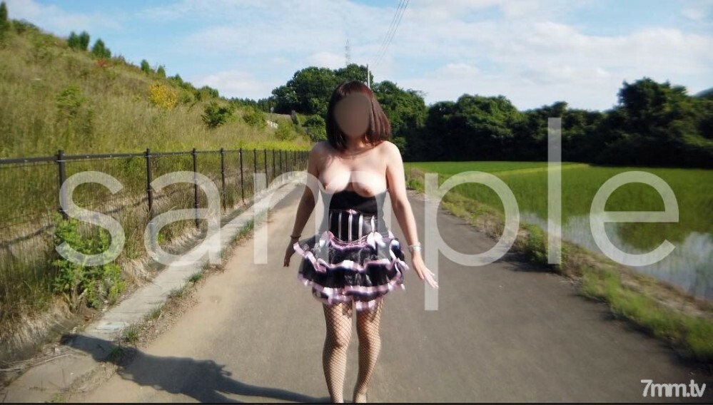 FC2-PPV-1210828 M＆K的户外口交和户外性爱日记只能做变态行为的两个人的记录第3部分在线观看