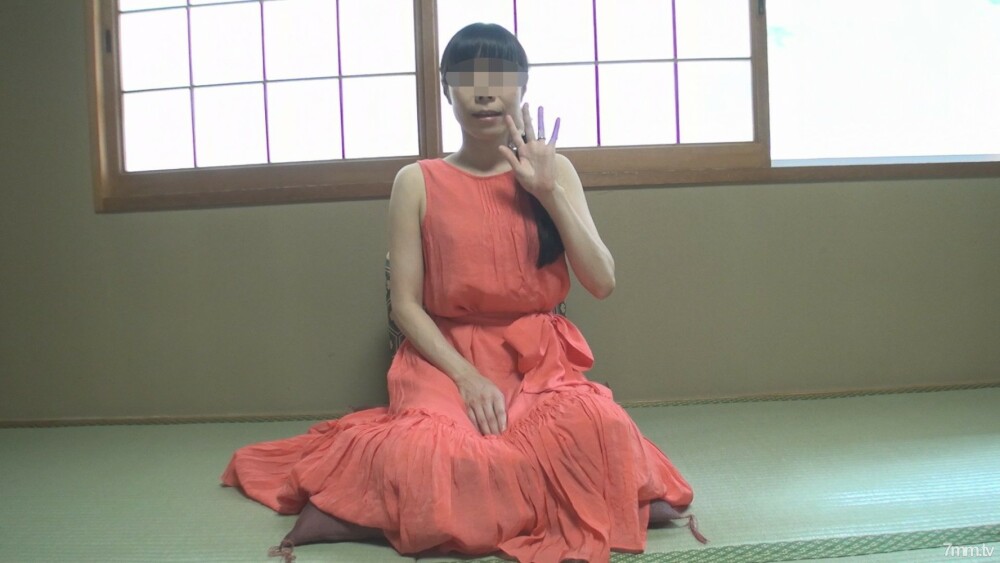 FC2-PPV-1214796 外遇家庭主妇的性表白纪录片[家庭法庭调查员的已婚妇女脚交+打电话给丈夫的中出]“你的鸡巴小所以我不能脚交”[个人拍摄]高质量ZIP在线观看