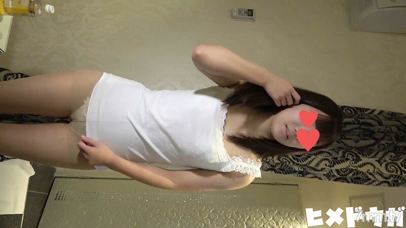 FC2-PPV-1217012 [完全业余 62] Hikari 18 岁第 2 部分，完整的外观，嘴射击和 2 弹幕，肛门塞插入在线观看