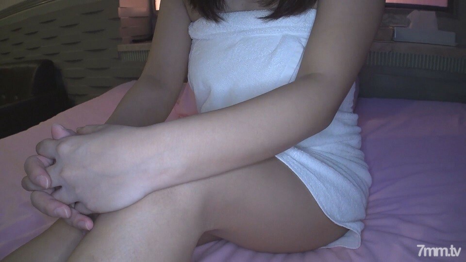 FC2-PPV-1217573 【私拍】潜入秘密狂欢！ !!诺丽不错！灵敏度不错！一个接一个地向女孩 ww 洒阴道暨的 Osans * 具有高品质的拉炼和审查好处 ♪在线观看