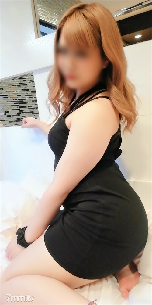 (유출) 조기 종료 예정 「업계 미경험인데 에로 너무!!! 큰 엉덩이와 허리 사용이 에로 걸의 정액 입으로 & 엉덩이 코키로 강제 2회전! 』 첫회 특전 있음