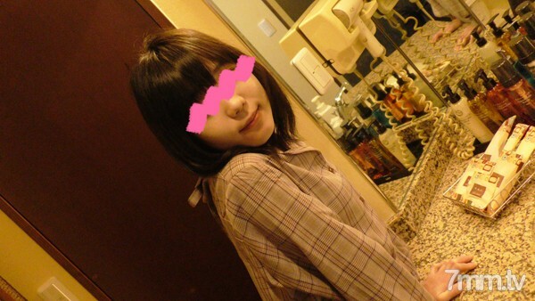 FC2-PPV-1228523 Ruka 20 岁 生生插入一个清醒的孩子（视频 61 分钟） 有一个限时的特权！在线观看