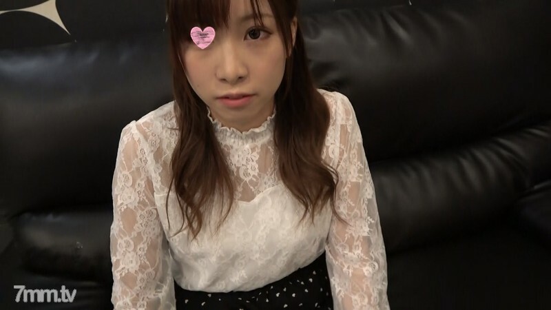 【모무 질 내 사정】대호평 의류 점원 아미짱 19세 제2탄! 진심의 씨앗 생 섹스로 잠들게 이쿳! ! 【개인 촬영 첫 촬영】