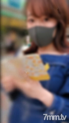 FC2-PPV-1357227 FC2-PPV-1357227 【个人拍摄】求一个20岁的丰满美女撩男人的心让我射进去