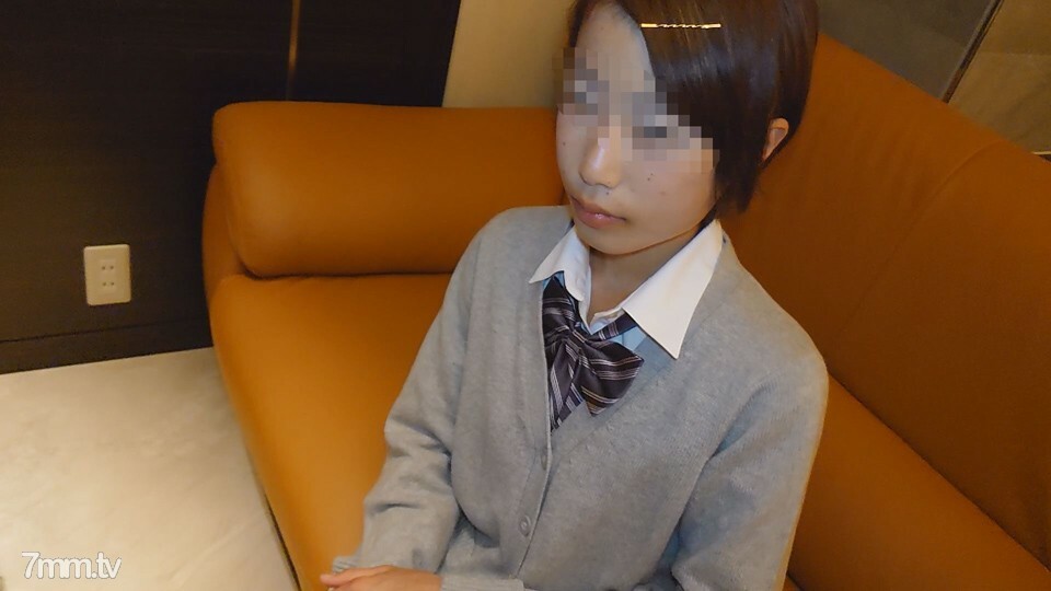 FC2-PPV-1395924 【个人拍摄】太瘦了，但是美胸！ H Mi-chan，一个背部有污垢的女孩，瘦弱的身体似乎要断了，Zubozubo和生下巴毫不犹豫地被挤进去刺穿[没什么，中出]在线观看