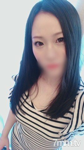 FC2-PPV-1417032 [未经审查] 一个美丽的妻子从中午开始想要另一个人的公鸡而没有丈夫（我想播种并做了阴道射精）在线观看