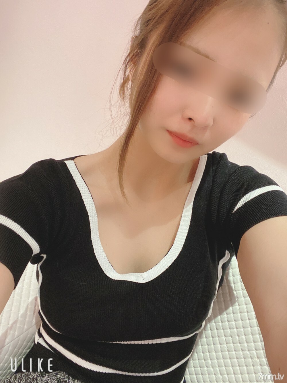 FC2-PPV-1417427 * 有限的我成功说服了新宿小姐的第一夜总会。 (41 分钟)在线观看