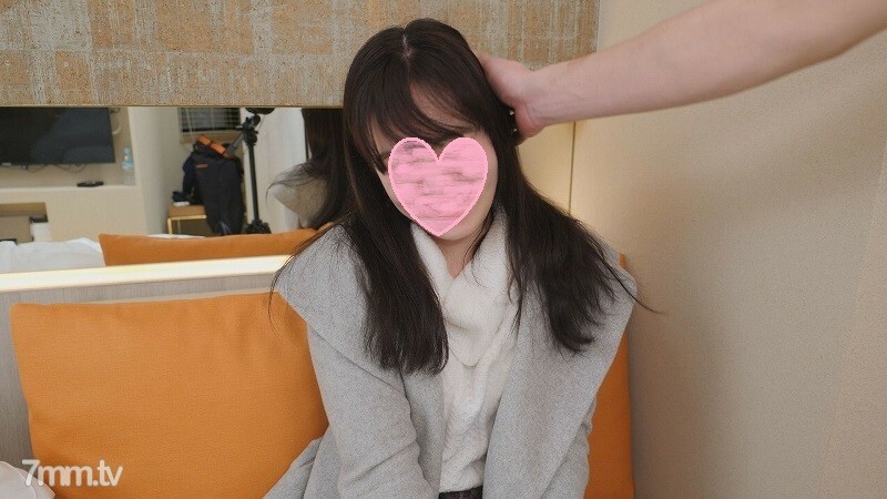 FC2-PPV-1429783 【第54拍】玲子18岁班里最清醒的孩子，人生第一次补婚的机会，大家的眼泪都没有停止……！ ?? 【自拍】在线观看