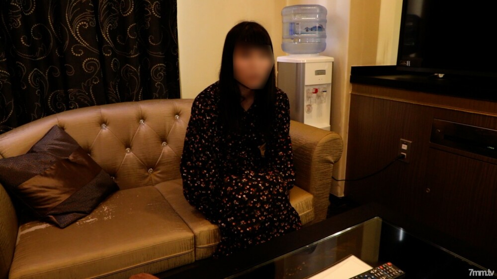 FC2-PPV-1436373 [个人拍摄x已婚妇女NTR] 一个清醒的妻子除了她的丈夫之外不认识一个男人，被穿上了令人尴尬的内衣，一个开朗的黑人士兵被非标准的decamara阴道射了很多。 * 主线剧情出现在线观看