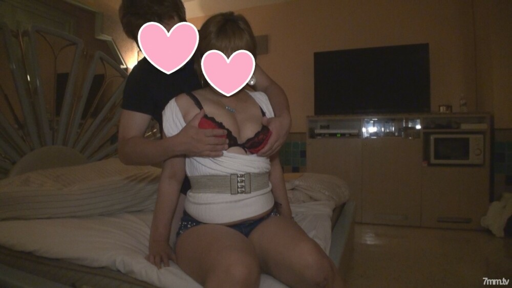 FC2-PPV-1438154 【私拍】【缺席】遇见41岁老婆，和她发生性关係www【优质版可用】在线观看