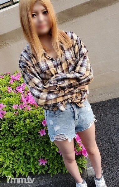 FC2-PPV-1447440 [个人拍摄/流出] 没关係，因为我让一个金发女郎获得了原始的阴道射精！ Yariman Kabitchika w 因为他给我看了手淫，Yariman 确认 w在线观看