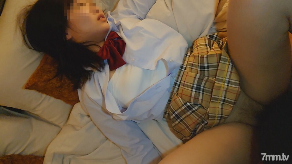 FC2-PPV-1454998 【个人拍摄】刚出家的少女紧急求助！ Mina（化名）-chan，被带到酒店，调皮，奇闻趣事的性爱身体[生松鼠，阴道射精]在线观看