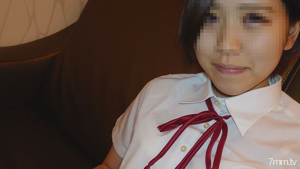 FC2-PPV-1462167 【个人拍摄】紧急救助在餐厅打工的熟人之女小美嘉（化名）！这对一个色情女孩/熟人来说是坏事，因为她用新鲜记忆的口交责备我，但我已经做了阴道射精！ [中出 / 中出]在线观看