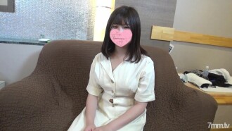 * Limited first shot ♥ Two consecutive shots of a naive and naive 18-year-old innocent body with a mouth shot and a vaginal cum shot without a break! !! !!