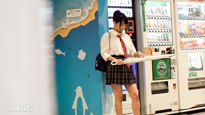 FC2-PPV-1520254 J#三岁篮球部女经理夏吉酱18岁E罩杯巨乳中出大量橡胶洞在线观看