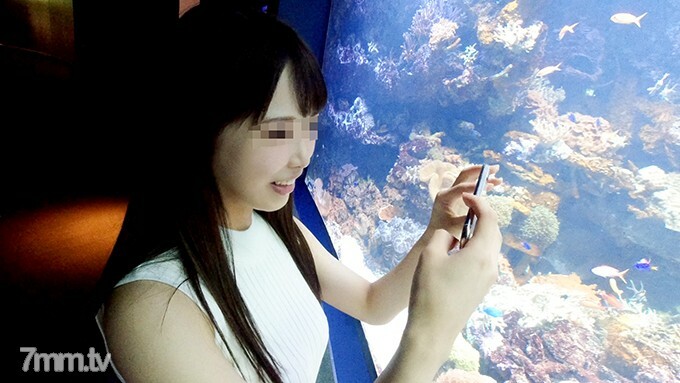 FC2-PPV-1523969 【个人拍摄】与G罩杯大胸女大学生中出接吻。一个有橡胶但没有接吻的女孩在射精后立即被猛击！吻完她的舌头后，她用我们的舌头收紧她的阴户，所以当我把橡皮筋取下来生插的时候，她继续抽搐并达到高潮！在线观看