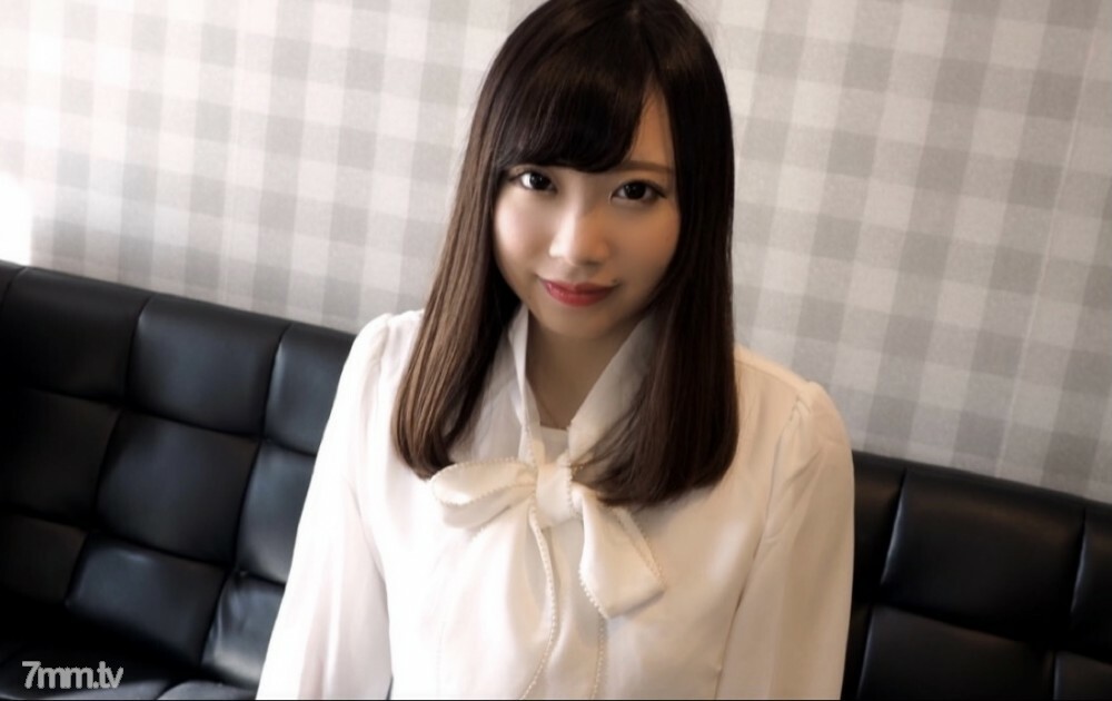 FC2-PPV-1577634 [神篇] 可爱女孩连续5次吞精，无论你怎么看 Cum Circle 7 Miriya在线观看