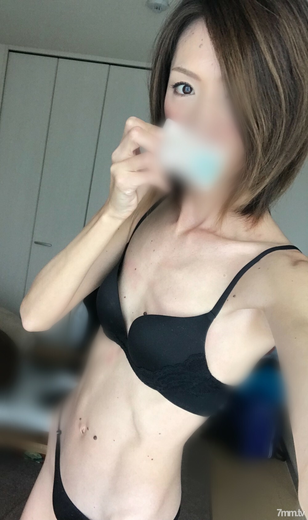 FC2-PPV-1597881 一位美丽的前模特儿身高（178 公分）因包茎而被角色扮演、性交和欺负在线观看