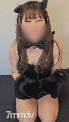 FC2-PPV-1602238 【不】我做了一个可爱的小学生cosplay猫，让两个大公鸡哥犯了在线观看