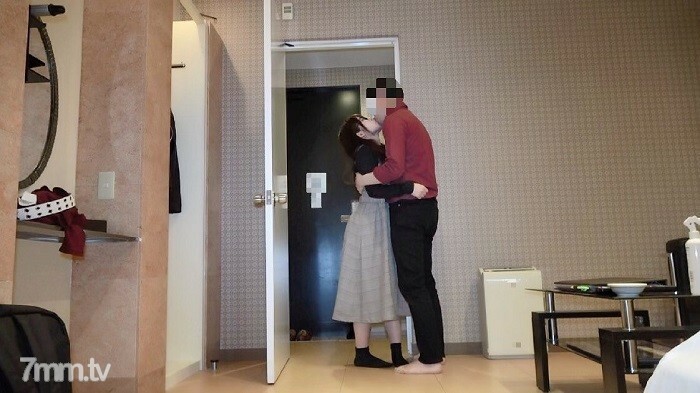 FC2-PPV-1635445 Hina 19岁想当偶像的天真美少女! 100透明度的超级天才!纯白色美丽的乳房 x 漂亮的屁股与生公鸡角质!在具有出色敏感性的超级敏感身体上带有种子的饼!在线观看