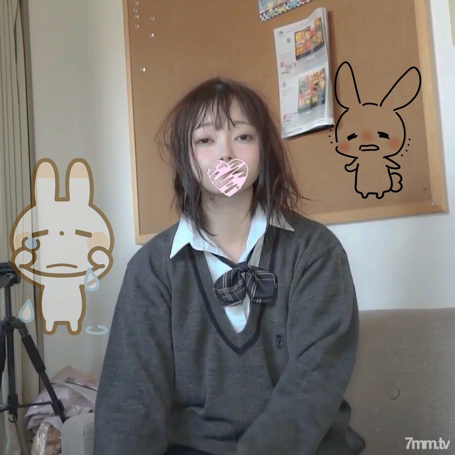 FC2-PPV-1642356 【个人拍摄】东京都商务厅的同学，需要钱的美少女。 【4K画质】在线观看