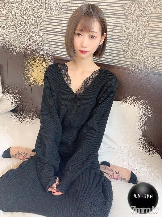 FC2-PPV-1648553 赛莉卡第一次多打27分钟在线观看