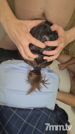 FC2-PPV-1650172 【个人拍摄】东京都立商业高中的亲生女儿●求救后，连续用四根肉棒阴道射精。在线观看