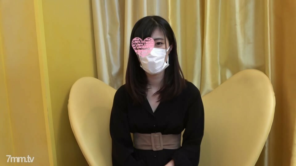 FC2-PPV-1651512 我把我纤细无辜的女孩和格拉斯夫人搞砸了~ ♪ [个人拍摄]在线观看