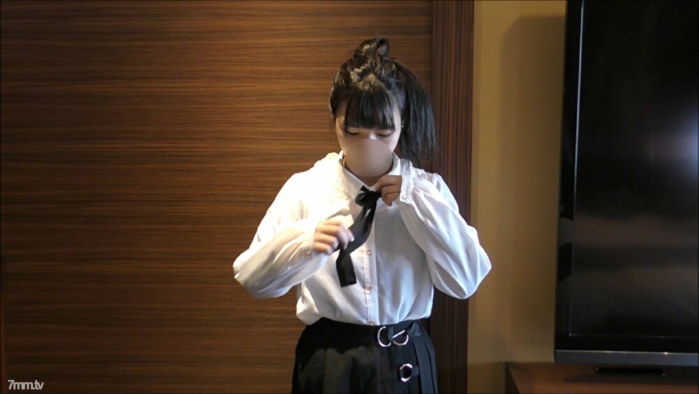 FC2-PPV-1656863 【个人拍摄】第一枪第一阴道射精★露娜20岁女仆咖啡厅店员！我将做我生命中的第一次阴道射精和奇闻趣事。在线观看