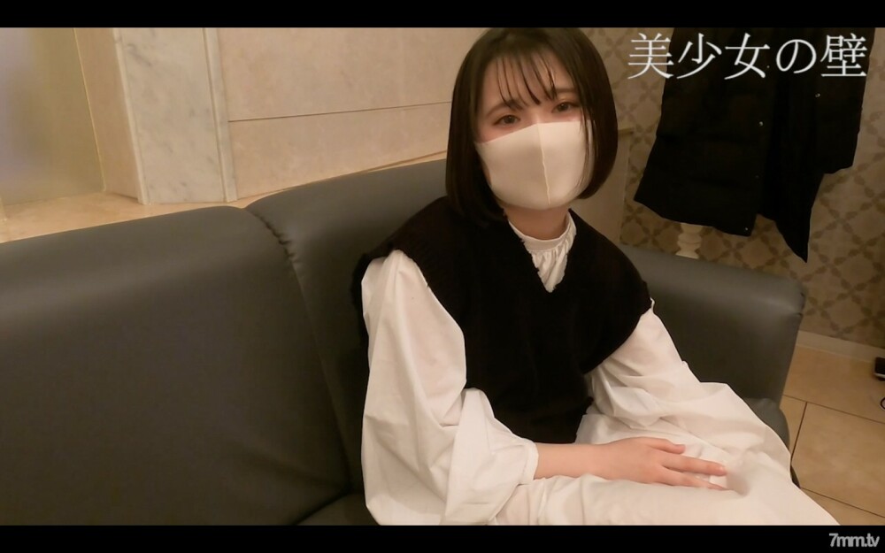 FC2-PPV-1665630 【限时特惠】18岁萌萌人生中的第二次性爱！首先是他妈的，女牛仔，最后是私下未经授权的阴道射精！在线观看