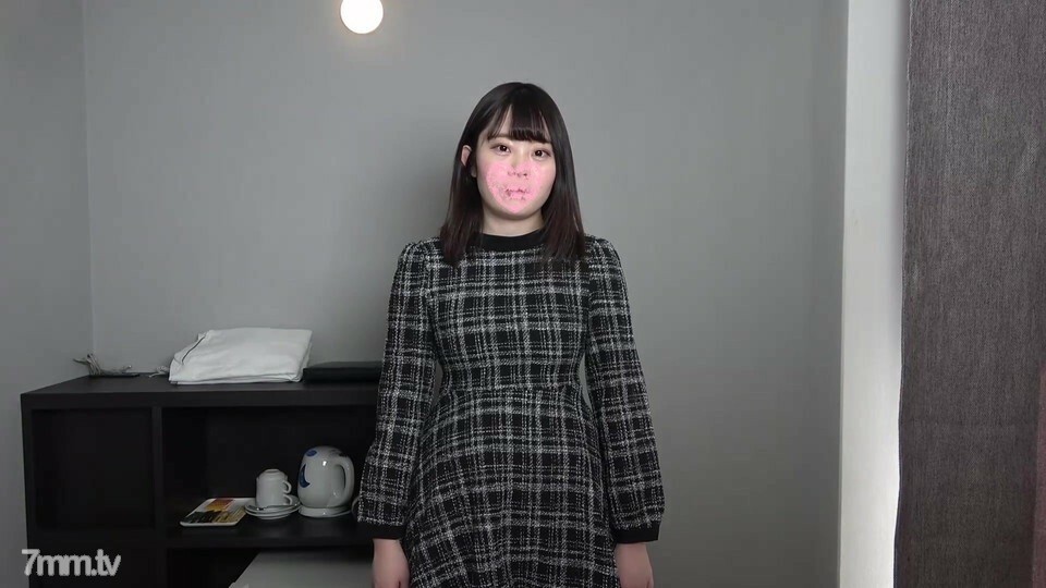 FC2-PPV-1687864 [第一次限量1980]自然美巨乳G罩杯❤️胸部变大了❤️H罩杯白皙身材❤️在非常狭窄的阴户中再次射出大量阴道射液❤️*评论特权“男人的喷水挑战带着小恶魔的微笑”在线观看