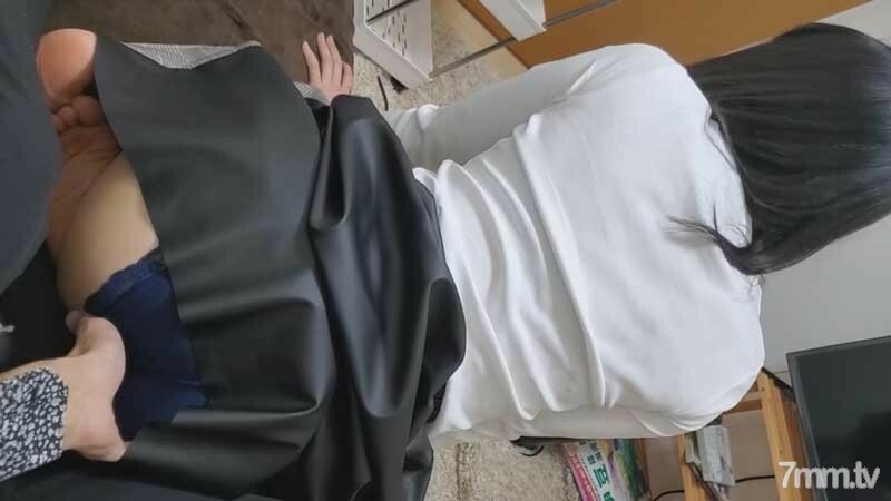 FC2-PPV-1711781 直到11980#我开始把一个缺钱的好屁股女孩带进房间在线观看