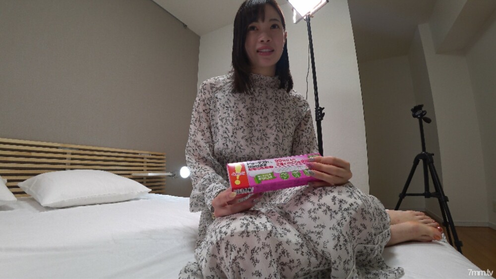 FC2-PPV-1750481 【个人拍摄】♀206女大学生我◯-chan 19岁第7次堕落◯第2次怀孕AV拍摄训练开始！ （哈哈）在线观看