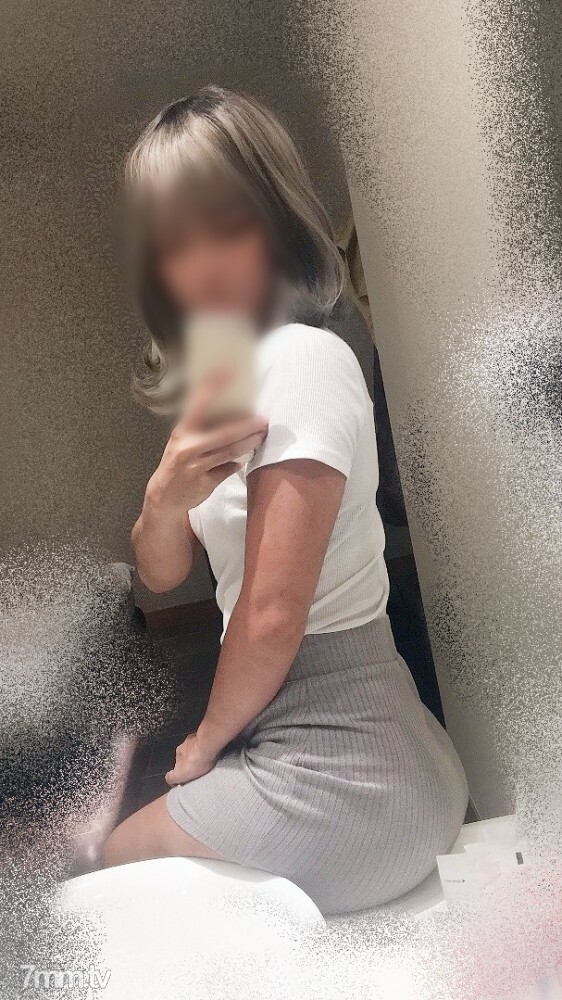 FC2-PPV-1771405 （流出）*限时优惠【男士美容课程】Prickets Gal Lisa 2nd 次！臀部太色情的苗条 gal 的平滑腰部使用。与摇摆的屁股肉激烈的性爱。在线观看