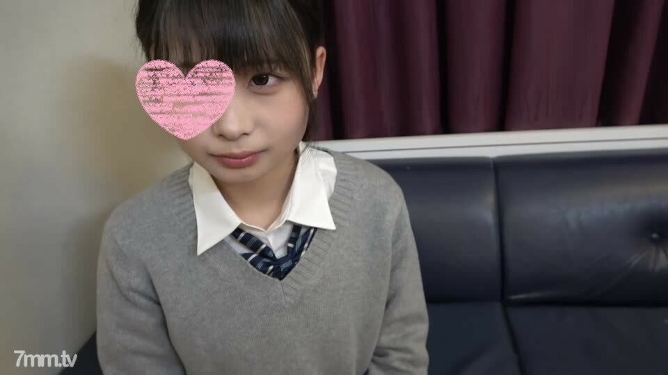 FC2-PPV-1773451 活跃的少年。对穿着透明製服和娃娃脸的白皙美少女进行大量面部射精。在线观看